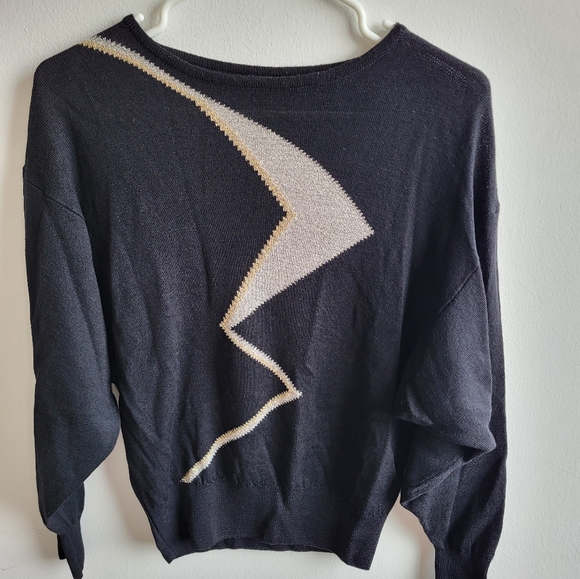St Michael Tops - 80's Vintage Knit with a zig zag  shape in silver with a gold edge-St Michael-